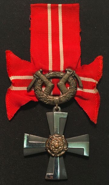 null Finlande - Ordre de la Croix de la Liberté, fondé en 1918, croix de 4e classe...