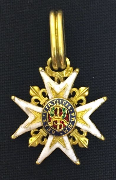 null Ordre de Saint-Louis - Louis XV, croix de chevalier, demi-taille en or et émail,...