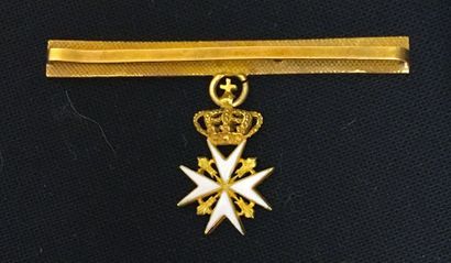 null Ordre de Malte - Barrette de gala en or soutenant une croix de chevalier miniature...