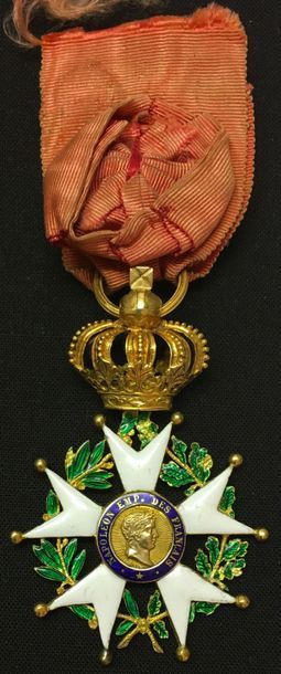 null Légion d'honneur - Premier Empire, aigle d'or du quatrième type en or et émail,...