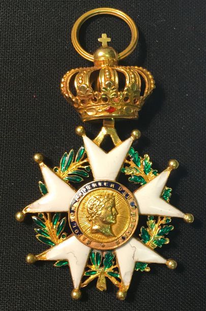 null Légion d'honneur - Premier Empire et
Présidence, étoile d'officier du quatrième...