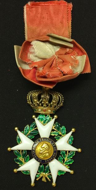 null Légion d'honneur - Restauration, étoile d'officier en or et émail, les centres...