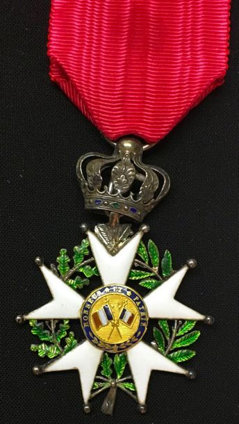 null Légion d'honneur - Monarchie de Juillet, étoile de chevalier en argent et émail,...