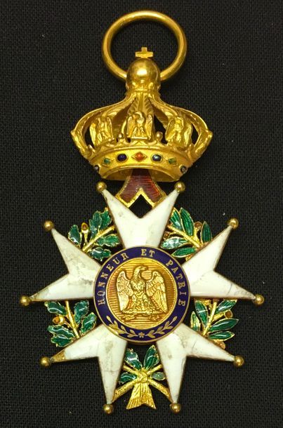 null Légion d'honneur - Second Empire, étoile d'officier en or et émail, feuillage...