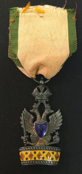 null Ordre de la Couronne de Fer de remplacement, insigne de chevalier en argent...