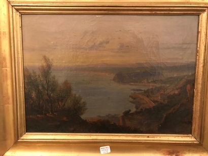 null Ecole française, "Vue de la baie de Nice". Huile sur papier marouflé sur toile,...