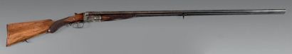 null Long fusil canardier, calibre 12-70.
Longs canons en table de 108 cm, bascule...