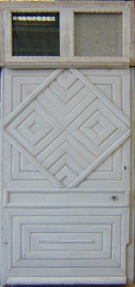 null Porte d'entrée en bois peint Dim porte:Hauteur :196 cm Largeur :108 cm Dim imposte...