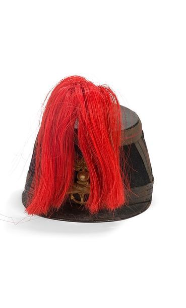null Navy artillery officer Shako model 1872
. Leather cap. Drum
 covered with felt.

...