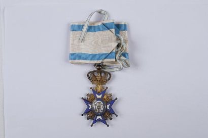 GRECE Ordre du Sauveur (1833). Croix d'officier en or émaillé. Petit en foncement...
