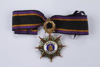 IRAK Ordre Royal des Deux Rivières (1922). Étoile de commandeur en vermeil et émail....