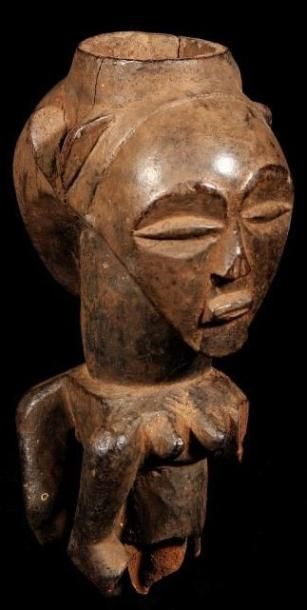 null "Statuette de divination SONGYE (R.D.Congo). Magnifique sculpture de buste amputée...
