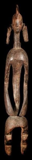 null Statue MUMUYE (Nigéria). Grande statue «Iagalganga» aux jambes courtes, torse...