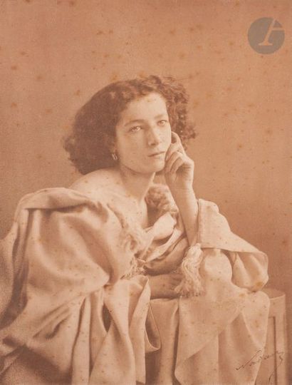 null Félix Nadar (1820-1910)
Sarah Bernhardt à 17 ans, c. 1861.
Épreuve sur papier...