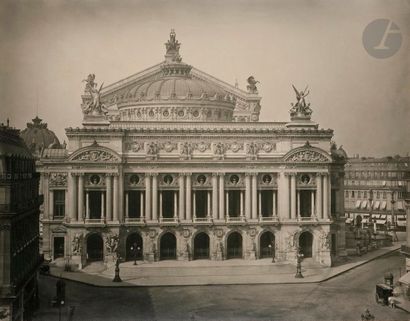 null Adolphe Braun (1812-1877)
Paris, c. 1860-1870.
Palais du Louvre. Grande Colonnade....