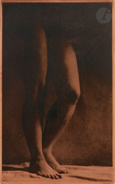 null Laure Albin Guillot (1879-1962)
La déesse Cypris, 1946
Planche 12.
Plaque de...