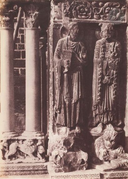 null Charles Nègre (1820-1880)
Église abbatiale de Saint-Gilles du Gard, 1852.
Statues...