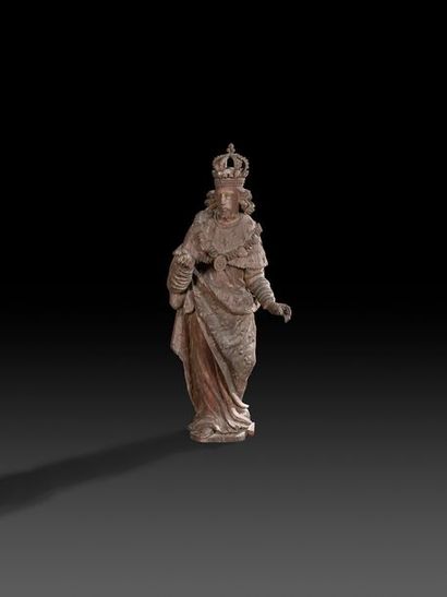 null Importante figure de Saint Louis en chêne sculpté.
XVIIIe siècle (accidents...