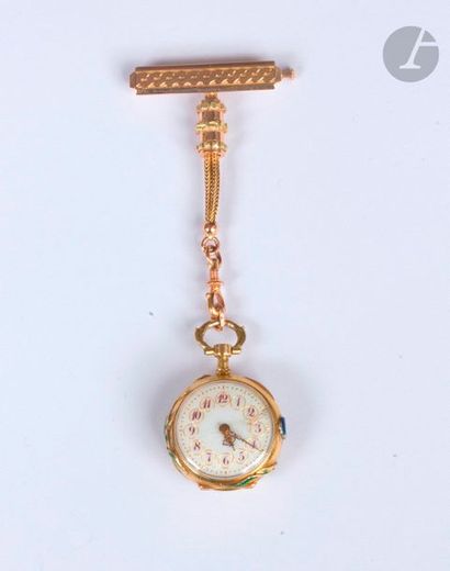 null Le COULTRE. Vers 1900. N°81073 
Montre de col en or 18K (750). Boîtier à décor...