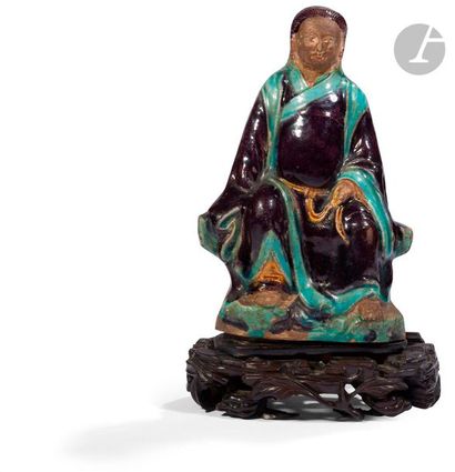 null CHINE - Époque MING (1368 - 1644)
Statuette en terre cuite émaillée polychrome...