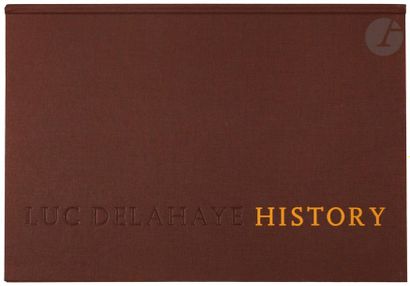null Luc Delahaye (1962) 
History. 
Chris Boot, London, 2003. 
In-4 oblong (32 x...