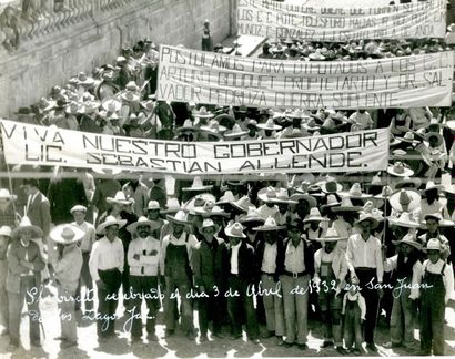 null Photographe non identifié 
Mexique, 1932. 
Plebiscito el dia 3 de abril el 1932...