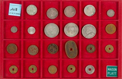 null LOT de 22 monnaies des XIXe et XXe (7 ex. en argent dont 3 écus, et 15 ex. en...