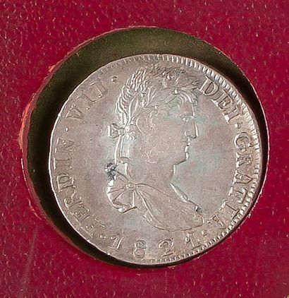 null FERDINAND VII (1808-1821).
Mexique
LOT de 5 pièces de 8 réaux (buste normal),...