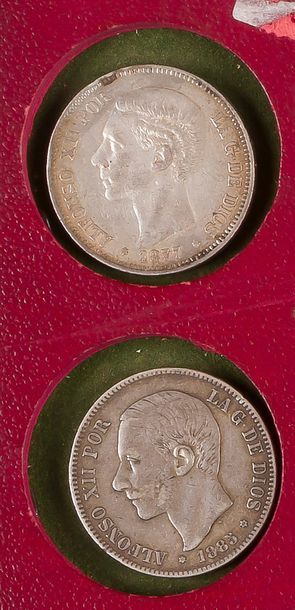 null LOT de 22 écus en argent de 5 pesetas : 1 ex. du GOUVERNEMENT PROVISOIRE (1868-1871),
4...