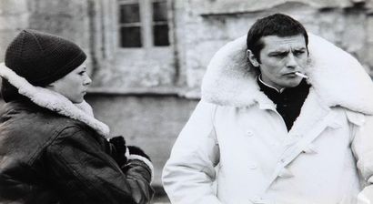 null Doucement les basses, 1971. De Jacques Deray, avec Alain Delon et Nathalie Delon....