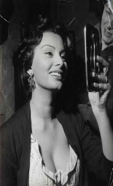 null L'oro di Napoli (L'or de Naples), 1954. De Vittorio De Sica, avec Sophia Loren,...