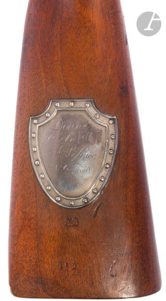 null Fusil de récompense à silex modèle 1817 " Donné par le Roi au Sieur François...