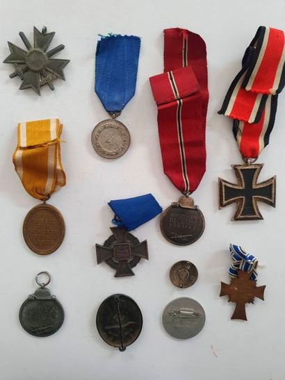 null GERMANYset of
 10 decorations and insignia including Iron Cross 2nd Class, Wounded...