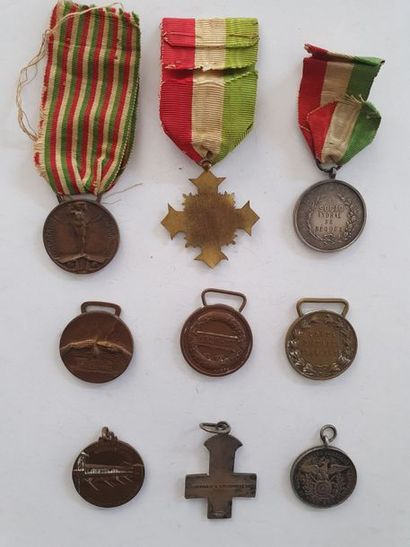 null ITALIE 
Ensemble de 9 médailles, unité italienne (1848-1918), médaille de tir,...