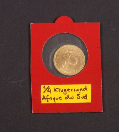 null AFRIQUE DU SUD : 3 pièces en or :
- 1 / 2 Krugerrand en or. 1982
- 1 / 4 Krugerrand...