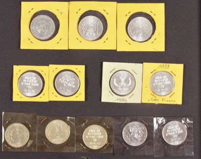 null Lot de 12 pièces de 100 Francs en argent. 
Panthéon 1982 (2), Curie 1984 (1),...