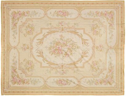 null Rectangular carpet with foliage and flower decoration in frames.
Louis
XVI
style
.

265...