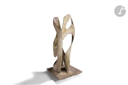 null E. MORO (XXe)
Sans titre, œuvre réalisée entre 1968 et 1970
Sculpture. Ciment...