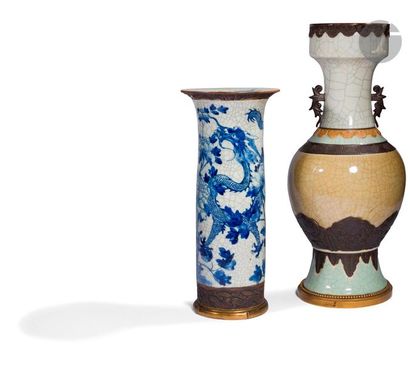 null CHINA - 19th centuryTwo
cracked porcelain vases, one truncated cone with blue...