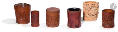 null CHINE - XXe siècle
Cinq pots à pinceaux et une boîte en bois et bambou, dont...