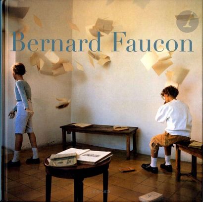 null FAUCON, BERNARD (1950) [Signed]
Actes Sud, Arles, 2005.
In-4 (28,5 x 28,5 cm)....