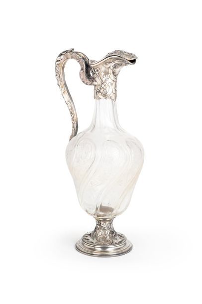 null PARIS 1894 - 1906
Carafe à décanter en cristal et monture argent, l’intérieur...