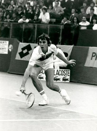 null Photographe non identifié 
Le joueur de tennis Ivan Lendl, c. 1970. 
Deux épreuves...