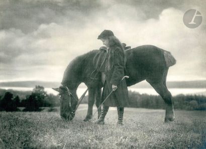 null Richard Wörsching 
Allemagne, Starnberg, 1914. 
Artiste. Jeune cavalière. Jeune...
