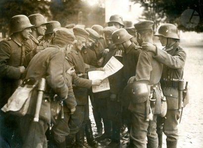 null R. Sennecke - John Graudenz and various Germany, 1920-1923. 
Nationalist guard...