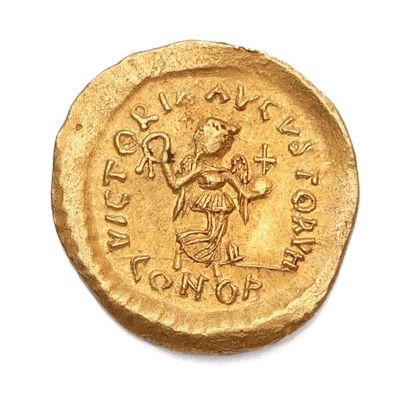 null ANASTASIS (491 - 518). Hoist. Constantinople. 1.48 g

His tiara bust on the...