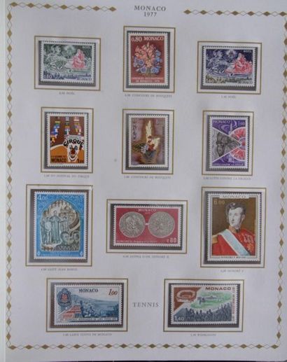 null [TIMBRES] MONACO PRINCIPALEMENT
Un ensemble de 2 cartons contenant principalement...