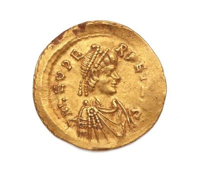 null LEON (457 - 474). Sémissis. Constantinople. 2.25 g

His tiara bust on the right....