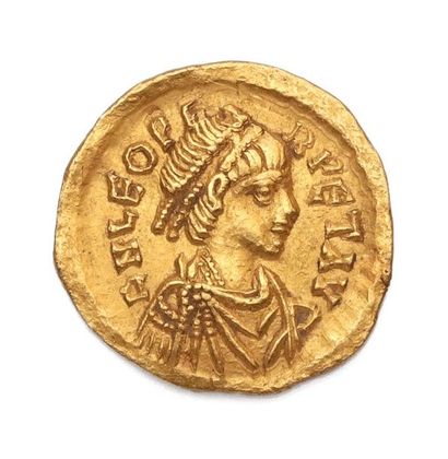 null LEON (457 - 474). Hopped. Constantinople. 1.50 g

His tiara bust on the right....
