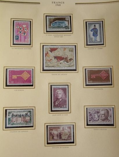 null [STAMPS] FRANCE

1 set of Nine in 3 "Presidency" Albums, some of which are pre-war...